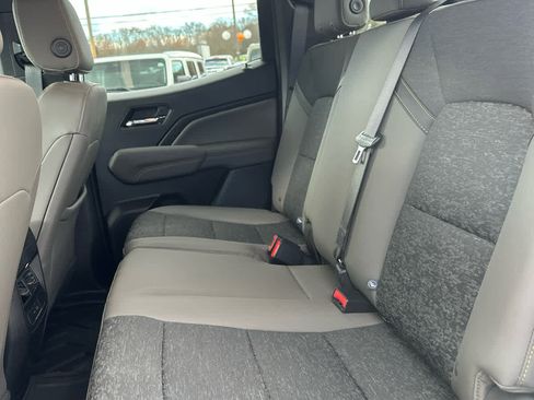 Used 2024 Chevrolet Colorado ZR2 w/ Technology Package image 12