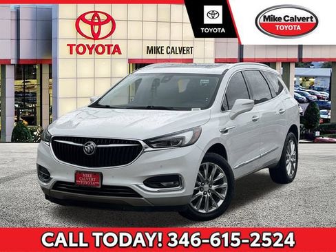 Used 2020 Buick Enclave Premium w/ Sun and Sites Package FWD image 1
