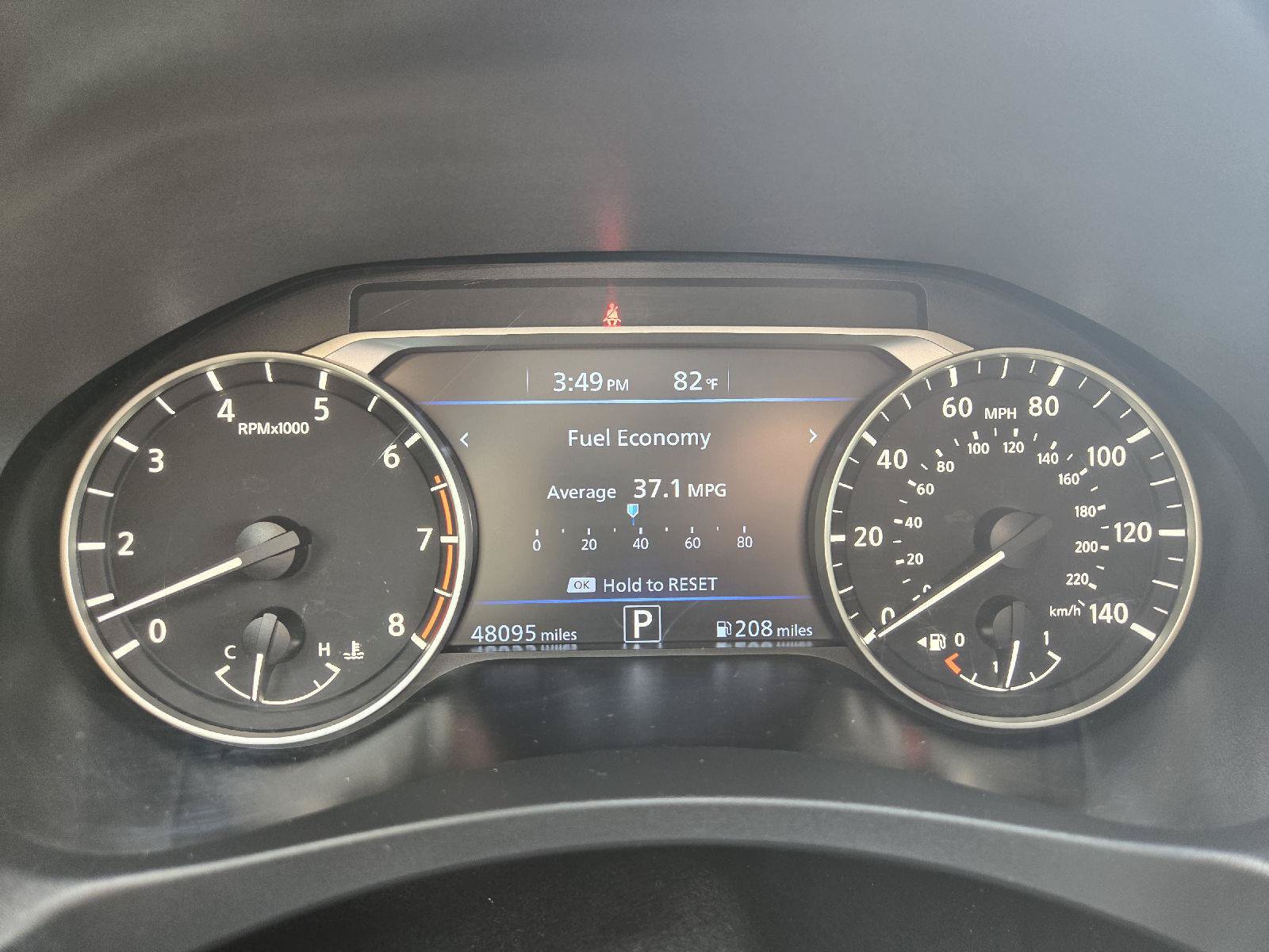 Used 2025 Nissan Altima 2.5 SV FWD image 17