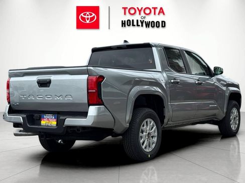 New 2026 Toyota Tacoma SR5 AWD/4WD image 4