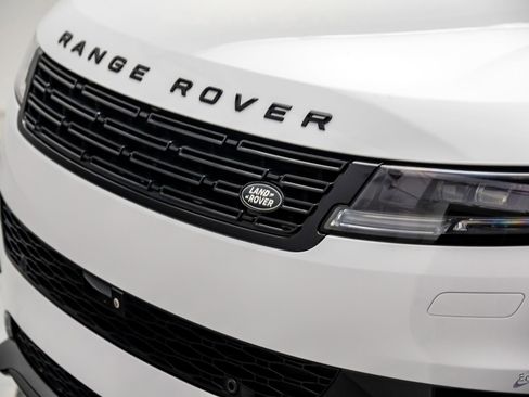 Used 2025 Land Rover Range Rover Sport Dynamic SE AWD/4WD image 30