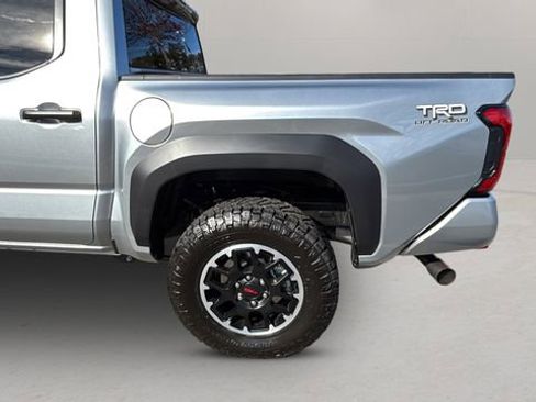 Used 2025 Toyota Tacoma TRD Off-Road AWD/4WD image 34