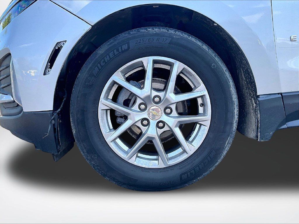 Used 2022 Chevrolet Equinox LT FWD image 9