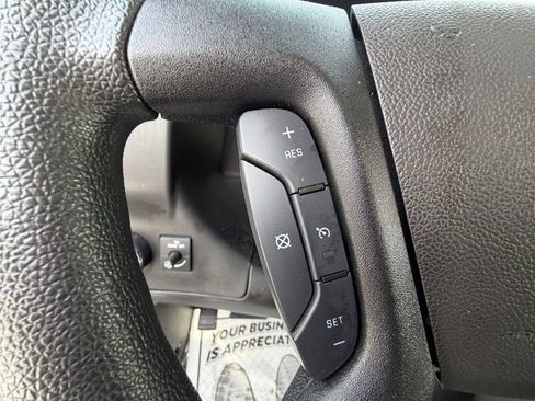Used 2025 Chevrolet Express 3500 LT w/ LT Preferred Equipment Group RWD image 20