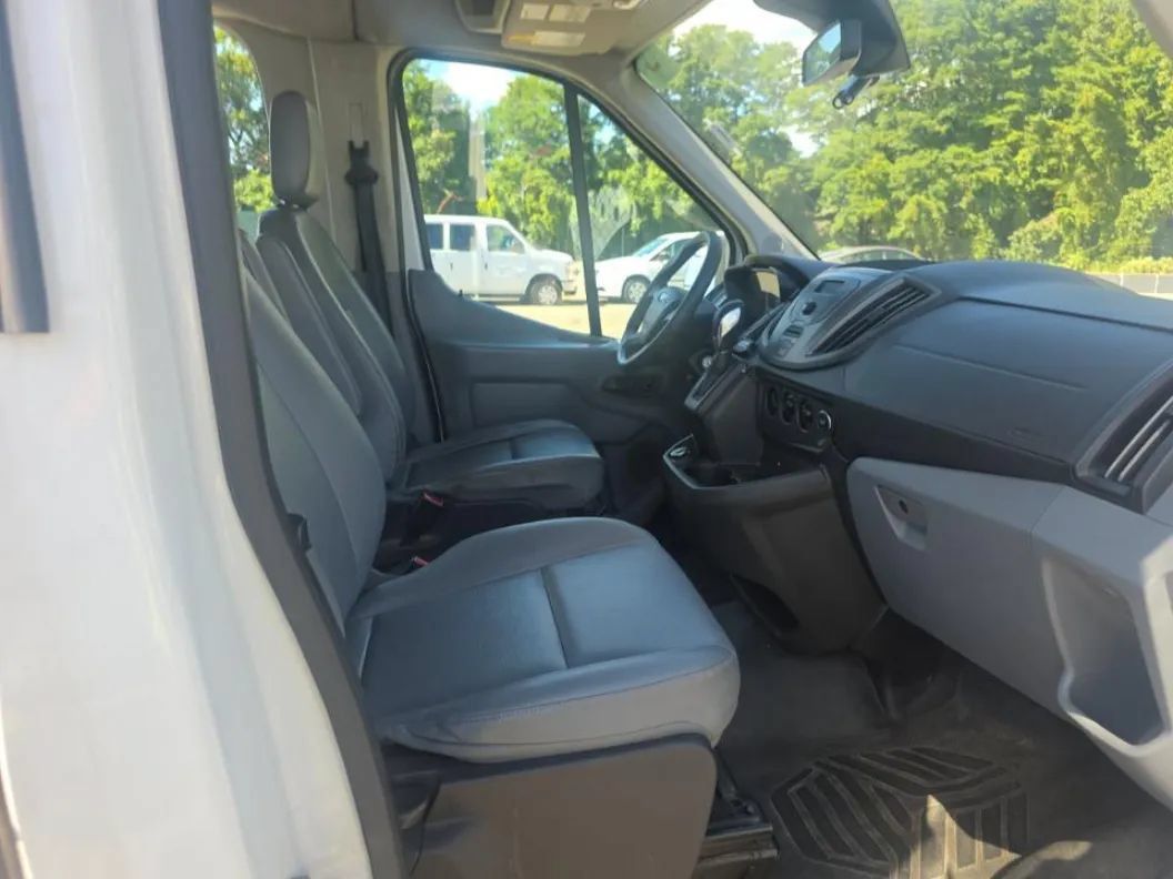 Used 2018 Ford Transit 350 XL RWD image 6