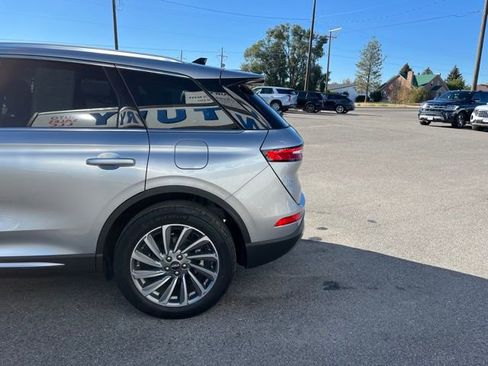 Used 2024 Lincoln Corsair Reserve w/ Equipment Group 201A image 6