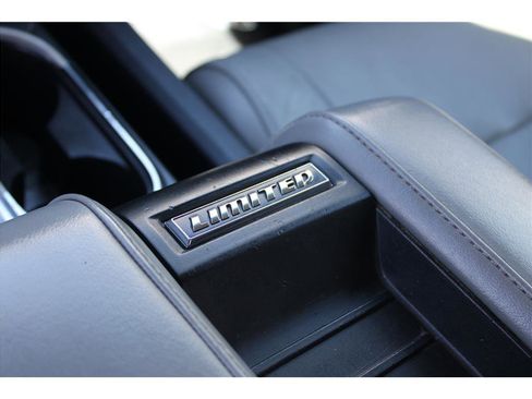 Used 2017 Toyota Tundra Limited image 29