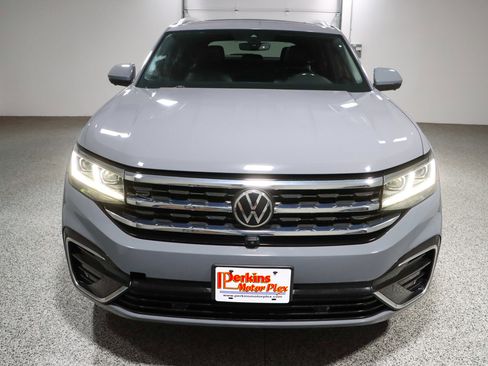 Used 2020 Volkswagen Atlas Cross Sport SEL Premium R-Line image 4