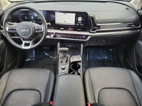 Used 2025 Kia Sportage EX FWD image 14