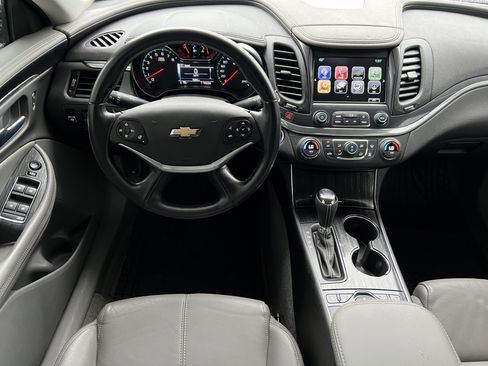 Used 2019 Chevrolet Impala LT w/ Sunroof and Spoiler Package image 31