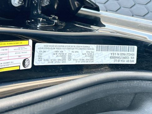 Used 2022 RAM 1500 Laramie AWD/4WD image 39