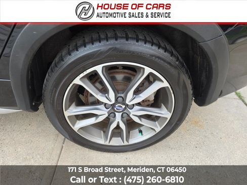 Used 2017 Volvo V60 T5 Cross Country w/ Climate Package AWD/4WD image 20