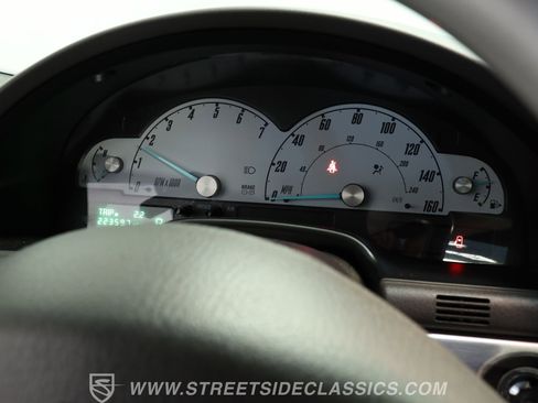 Used 2002 Ford Thunderbird Neiman Marcus RWD image 37