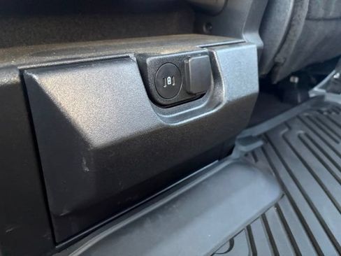 Used 2025 Ford F450 Lariat w/ FX4 Off-Road Package AWD/4WD image 13