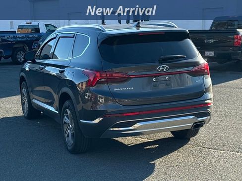 Used 2022 Hyundai Santa Fe SEL w/ Convenience + Premium Package image 2