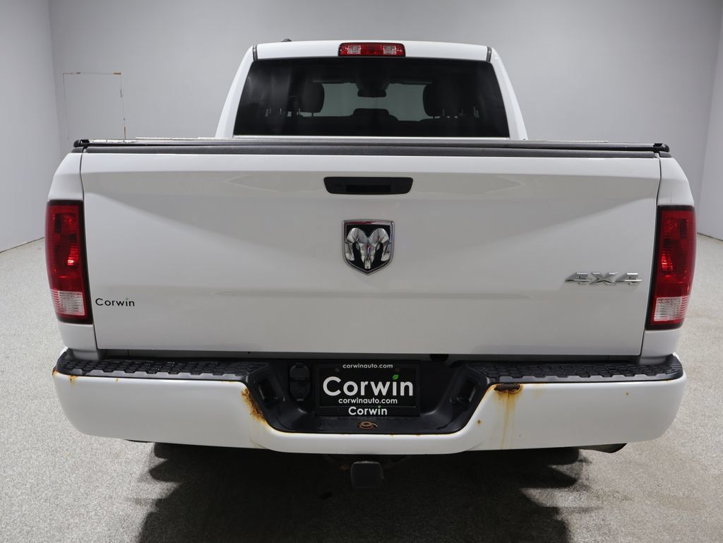 Used 2019 RAM 1500 Express AWD/4WD image 3
