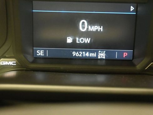 Used 2020 GMC Sierra 1500 SLT w/ SLT Convenience Package AWD/4WD image 18