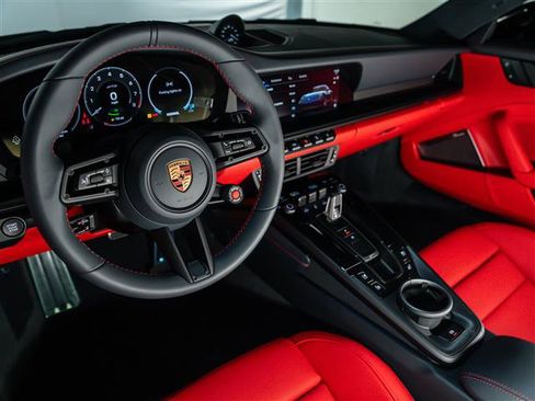 New 2026 Porsche 911 Carrera 4 GTS image 4