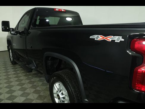 Certified 2025 Chevrolet Silverado 2500 W/T w/ WT Convenience Package AWD/4WD image 17