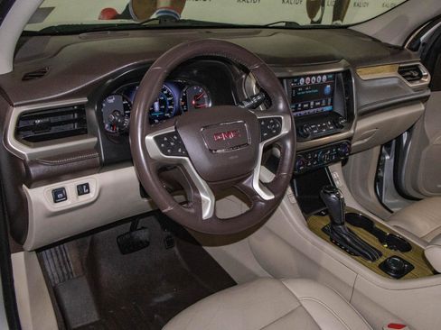 Used 2018 GMC Acadia Denali w/ LPO, Cargo Package FWD image 6