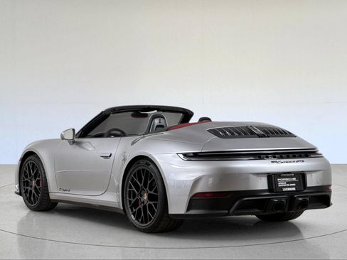 Certified 2025 Porsche 911 Carrera 4 GTS AWD/4WD image 3