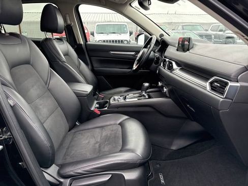 Used 2018 MAZDA CX-5 Touring w/ Preferred Equipment Package image 10