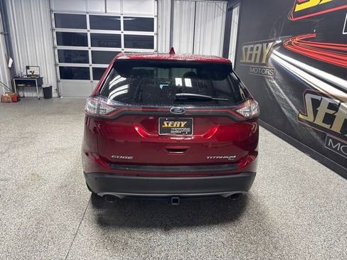 Used 2018 Ford Edge Titanium w/ Equipment Group 301A AWD/4WD image 14