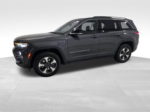 Used 2024 Jeep Grand Cherokee Limited 4xe AWD/4WD image 16