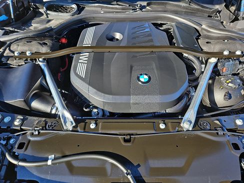 Used 2024 BMW 740i xDrive 740i xDrive image 29