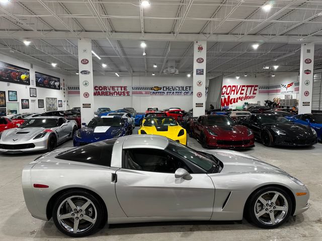 Used 2008 Chevrolet Corvette Coupe w/ Preferred Equipment Group RWD image 5