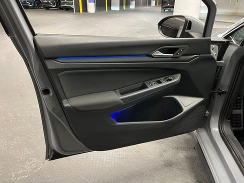 Used 2022 Volkswagen GTI SE image 17