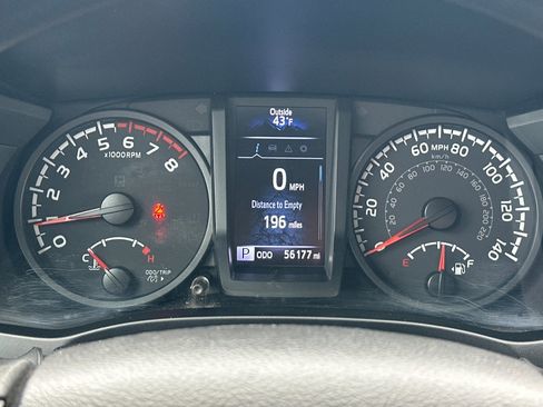 Used 2022 Toyota Tacoma SR image 21