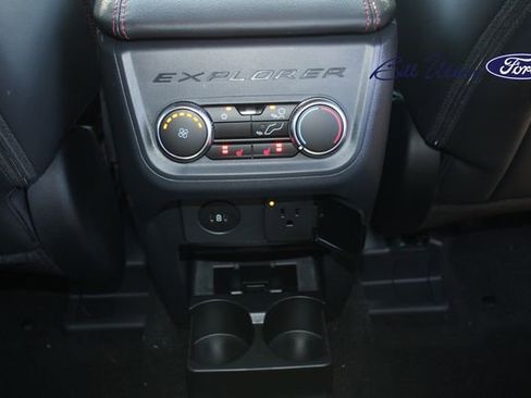 New 2026 Ford Explorer ST-Line w/ ST-Line Street Pack image 11