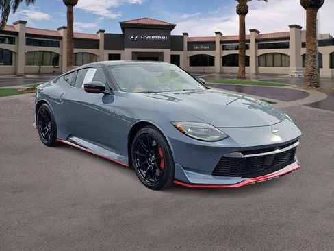 Used 2024 Nissan Z NISMO w/ Floor Mat Package RWD image 2