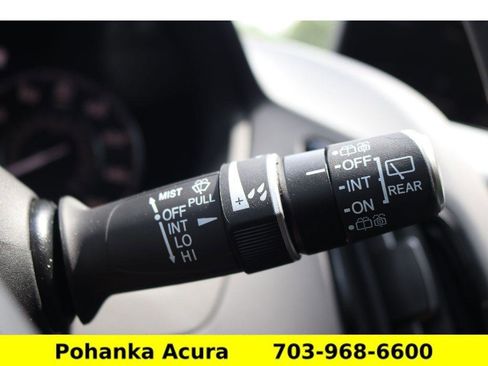 Used 2025 Acura RDX SH-AWD w/ Technology Package image 16