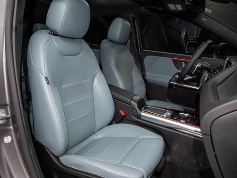 New 2026 Mercedes-Benz GLA 250 4MATIC image 13