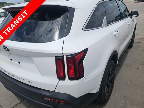 Used 2021 Kia Sorento LX FWD image 5