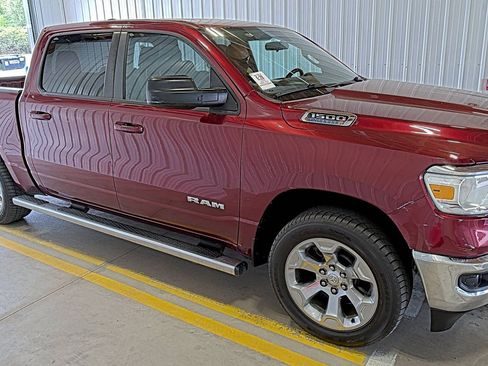 Used 2022 RAM 1500 4x4 Crew Cab image 2