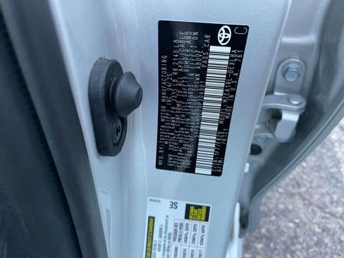 Used 2025 Toyota Corolla LE image 28