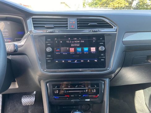 Used 2024 Volkswagen Tiguan Wolfsburg Edition image 20