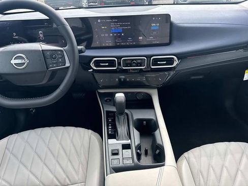 New 2026 Nissan Sentra SL w/ Floor Mat Package image 18