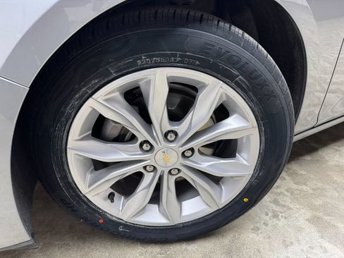 Used 2025 Chevrolet Malibu LT FWD image 29