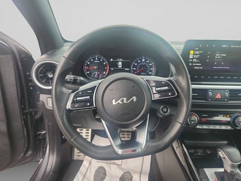 Certified 2023 Kia Forte GT-Line w/ GT-Line Technology Package FWD image 13