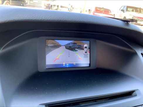 Used 2016 Ford Focus SE w/ Equipment Group 201A image 29