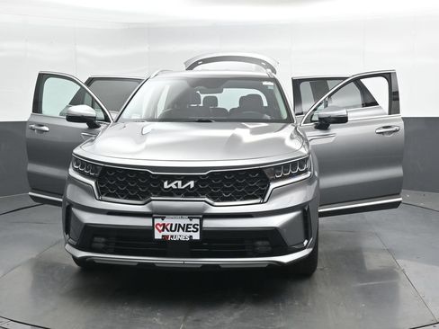 Used 2023 Kia Sorento EX AWD/4WD image 50