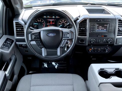 Used 2017 Ford F150 XLT w/ Equipment Group 301A Mid RWD image 6