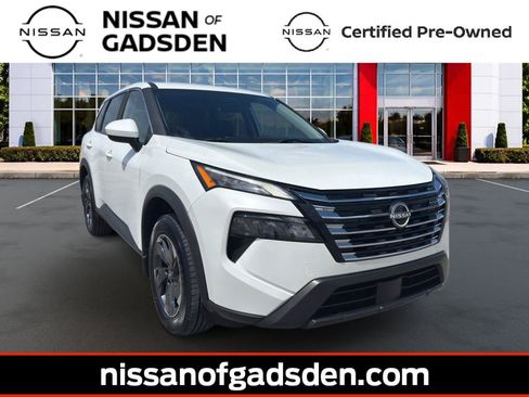 Certified 2025 Nissan Rogue SV FWD image 1