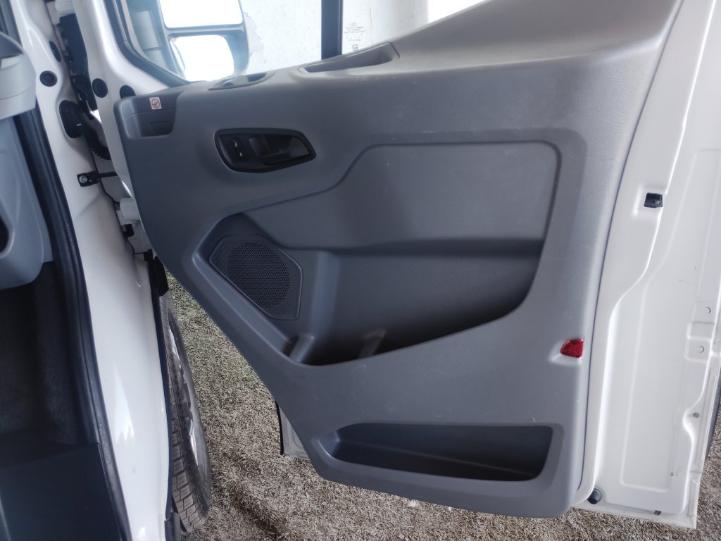Used 2019 Ford Transit 150 XL RWD image 11