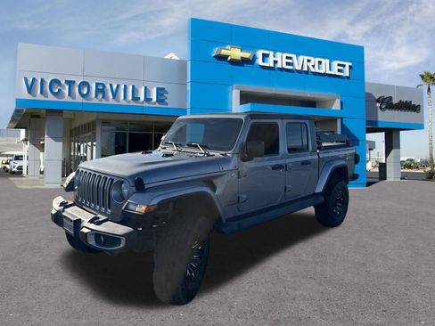 Used 2020 Jeep Gladiator Overland AWD/4WD image 8