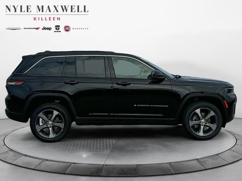 New 2026 Jeep Grand Cherokee Limited image 17